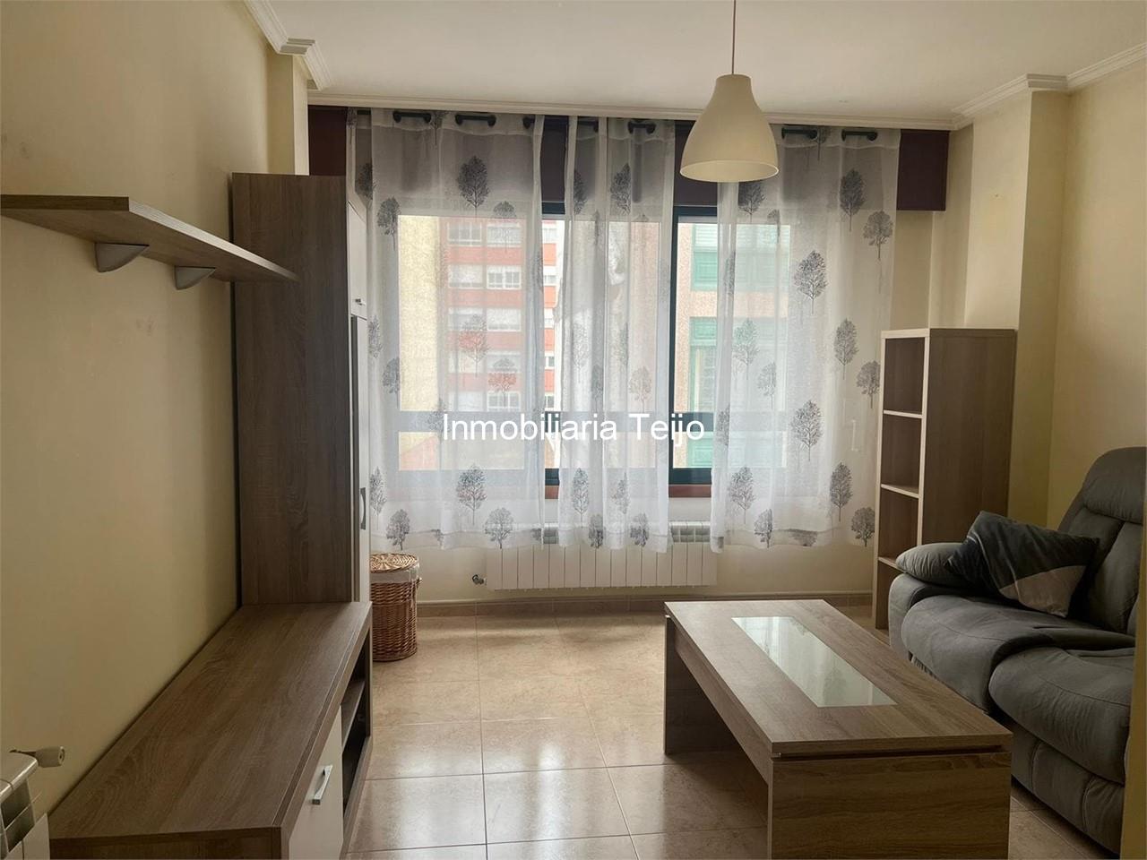 Foto 2 SE ALQUILA APARTAMENTO SEMINUEVO 