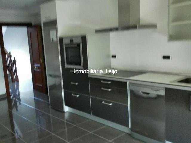 SE VENDE APARTAMENTO EN CATABOIS - Ferrol