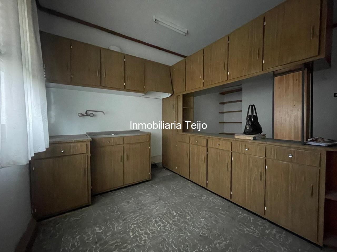 Foto 1 SE VENDE APARTAMENTO EN ULTRAMAR PARA REFORMA INTEGRAL SIN ASCENSOR Y CON TRASTERO