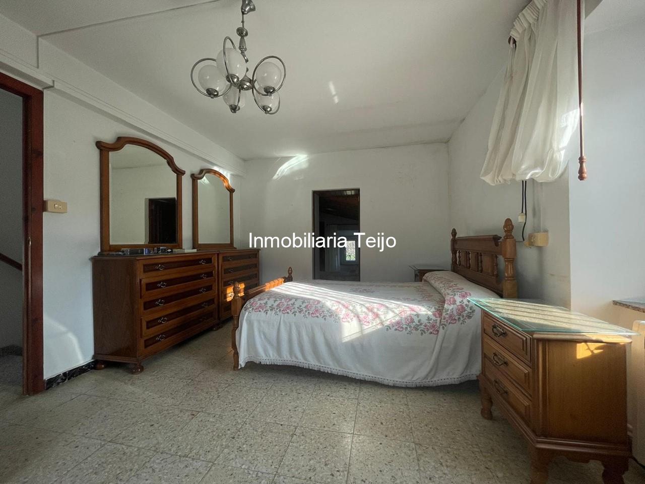 Foto 14 SE VENDE CASA CON FINCA Y BODEGAS EN SAN ROMÁN (CEDEIRA)