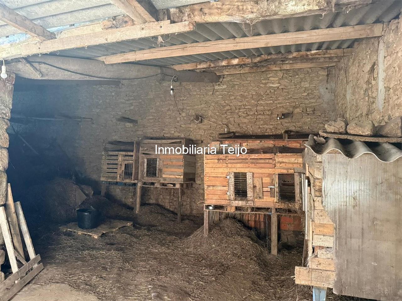 Foto 30 SE VENDE CASA DE PIEDRA CON ANEXOS EN COVAS