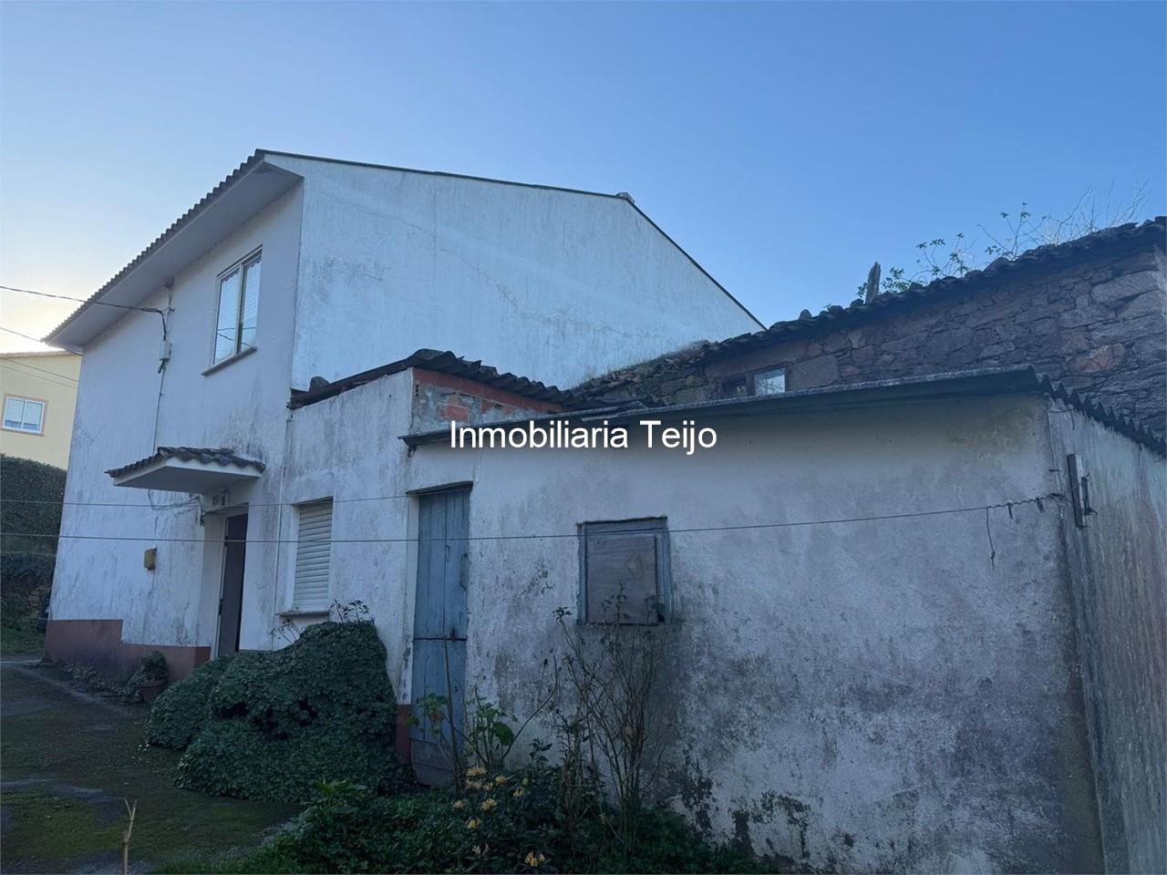 Foto 4 SE VENDE CASA DE PIEDRA CON ANEXOS EN COVAS