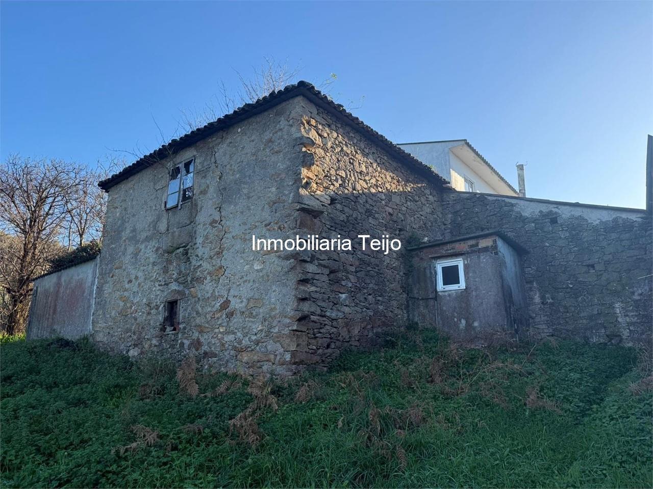 Foto 5 SE VENDE CASA DE PIEDRA CON ANEXOS EN COVAS