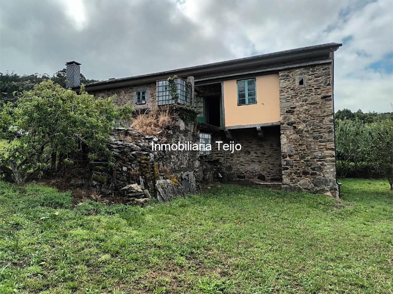 Foto 5 SE VENDE CASA DE PIEDRA EN SOMOZAS PARA REHABILITACIÓN INTERIOR