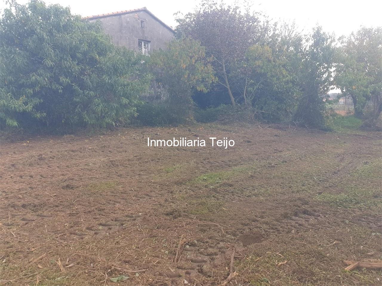 Foto 2 SE VENDE CASA DE PIEDRA PARA REHABILITAR CON FINCA EN PAZOS