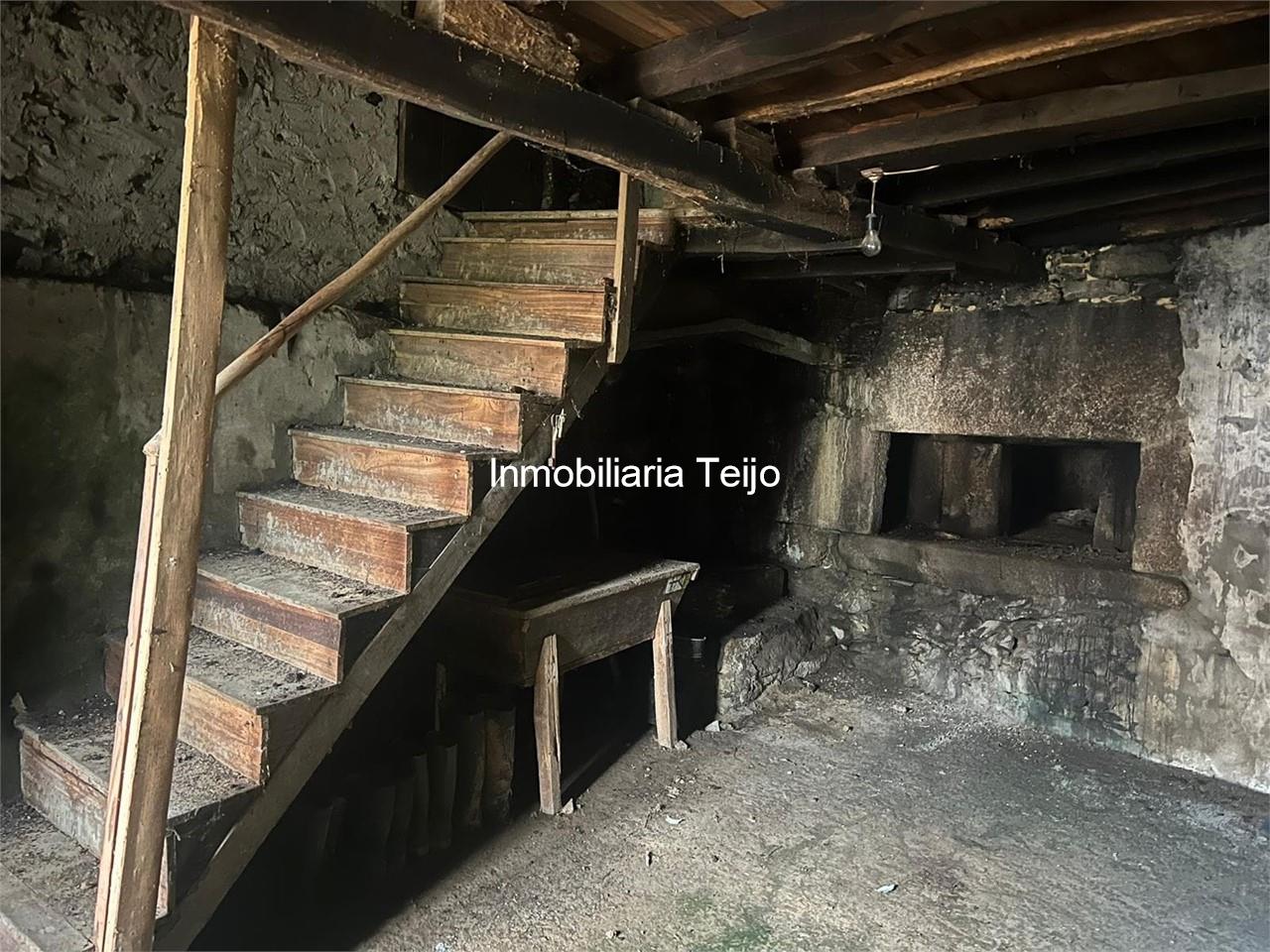 Foto 12 SE VENDE CASA DE PIEDRA PARA REHABILITAR EN FERREIRA