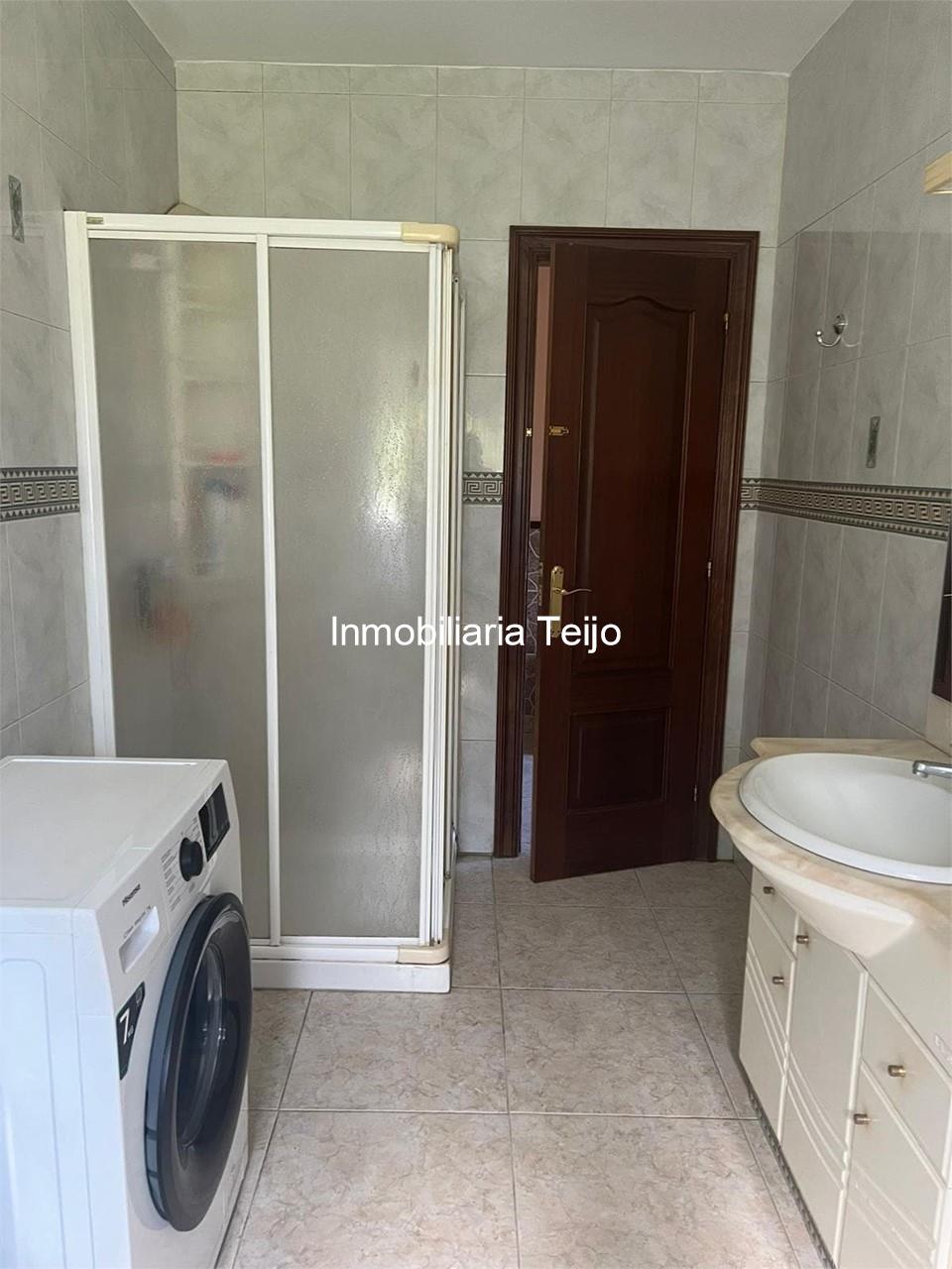 Foto 24 SE VENDE CASA INDEPENDIENTE EN A CAPELA