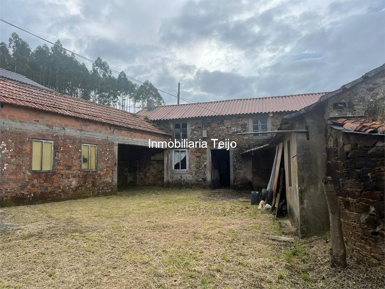 Foto 3 SE VENDE CASA PARA REHABILITAR EN SANTA MARIÑA DO MONTE