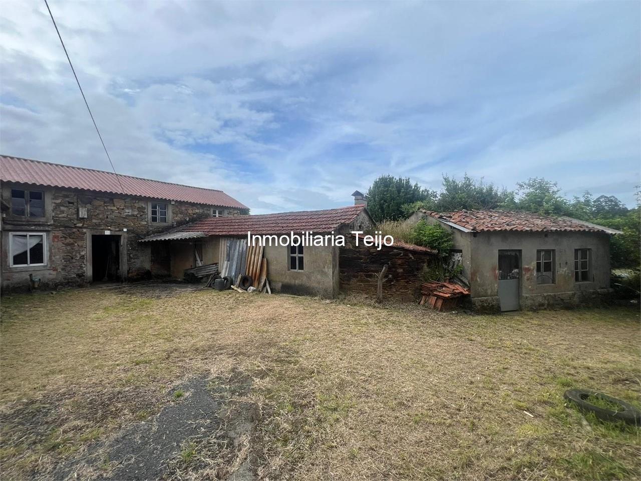 Foto 6 SE VENDE CASA PARA REHABILITAR EN SANTA MARIÑA DO MONTE