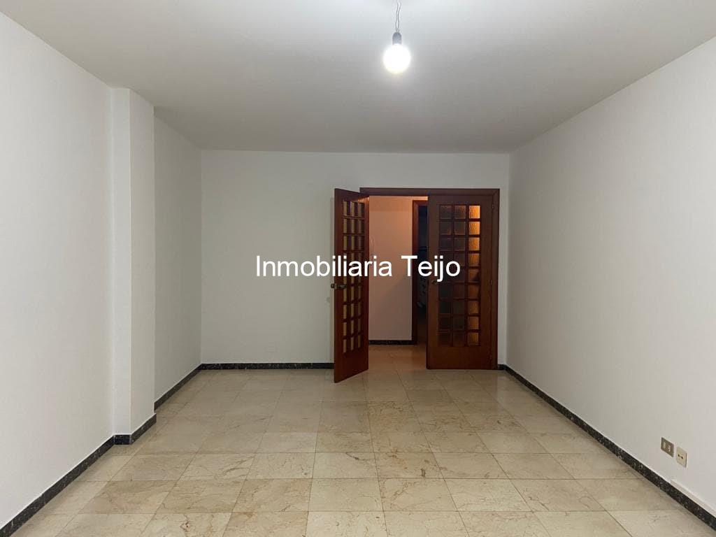 Foto 8 SE VENDE PISO AMPLIO AL LADO DE PLAZA DE ESPAÑA