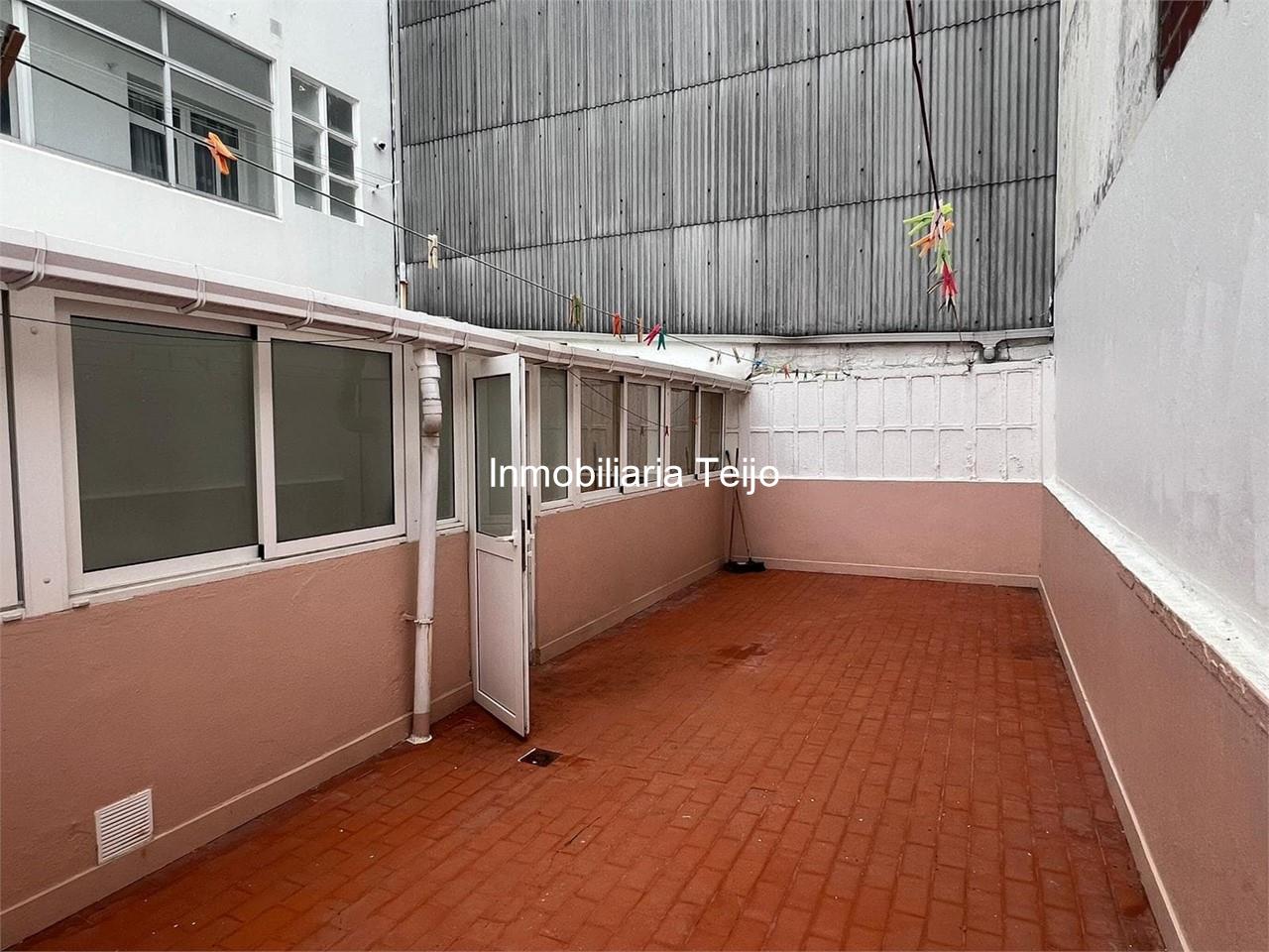 Foto 2 SE VENDE PISO AMPLIO CON GARAJE DE 150 M2 Y TRASTERO