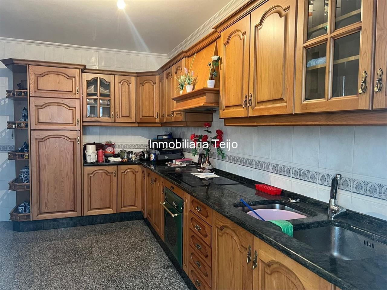 Foto 9 SE VENDE PISO AMPLIO CON GARAJE DE 150 M2 Y TRASTERO