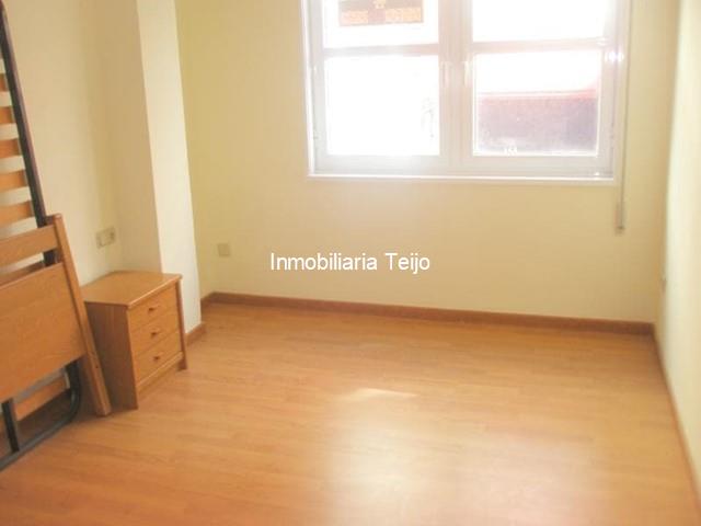 SE VENDE PISO EN EL CENTRO - Ferrol