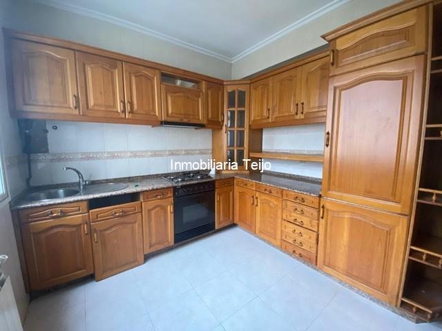 SE VENDE PISO EN JOANE - Ferrol