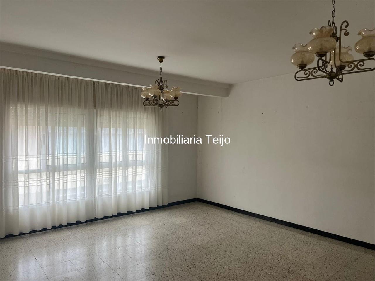 Foto 1 SE VENDE PISO EN SANTA CECILIA