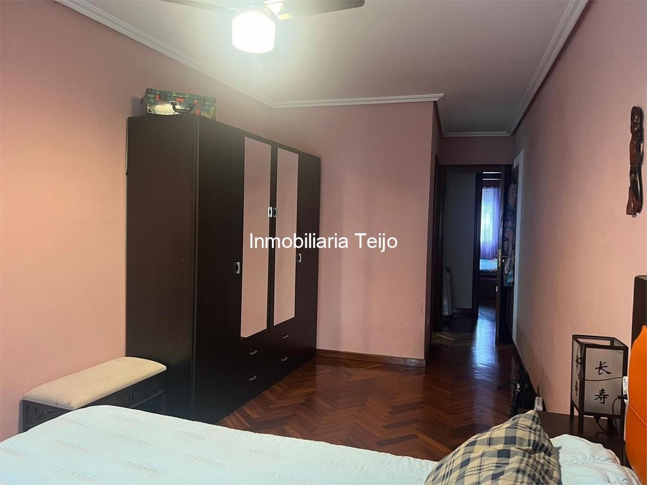 Foto 12 SE VENDE PISO EN SANTA MARINA CON ASCENSOR, TRASTERO Y GARAJE