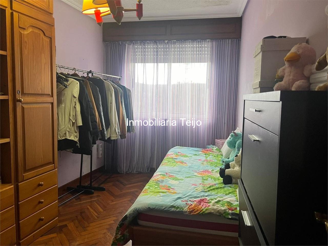 Foto 14 SE VENDE PISO EN SANTA MARINA CON ASCENSOR, TRASTERO Y GARAJE