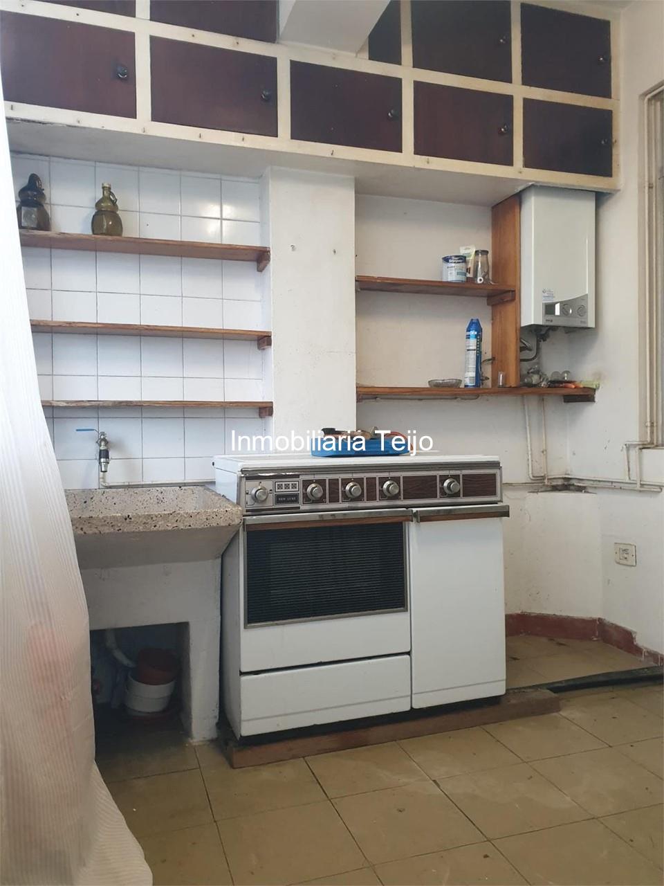 Foto 4 SE VENDE PISO MUY GRANDE CON ASCENSOR Y TRASTERO EN A GÁNDARA