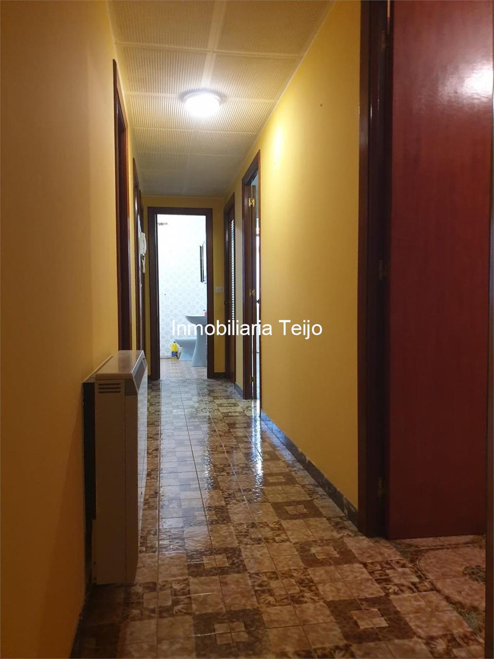 Foto 6 SE VENDE PISO MUY GRANDE CON ASCENSOR Y TRASTERO EN A GÁNDARA